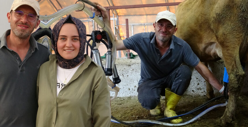 İşlerini bırakıp Erzurum’da çiftlik kurdular. “Daha önce hayvana dokunmamıştım”