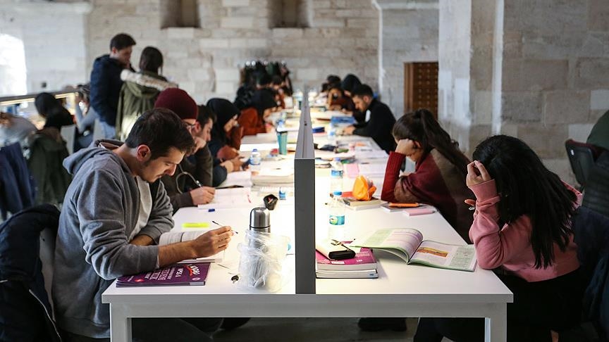 İstanbul’da üniversiteler bir ay erken kapanacak