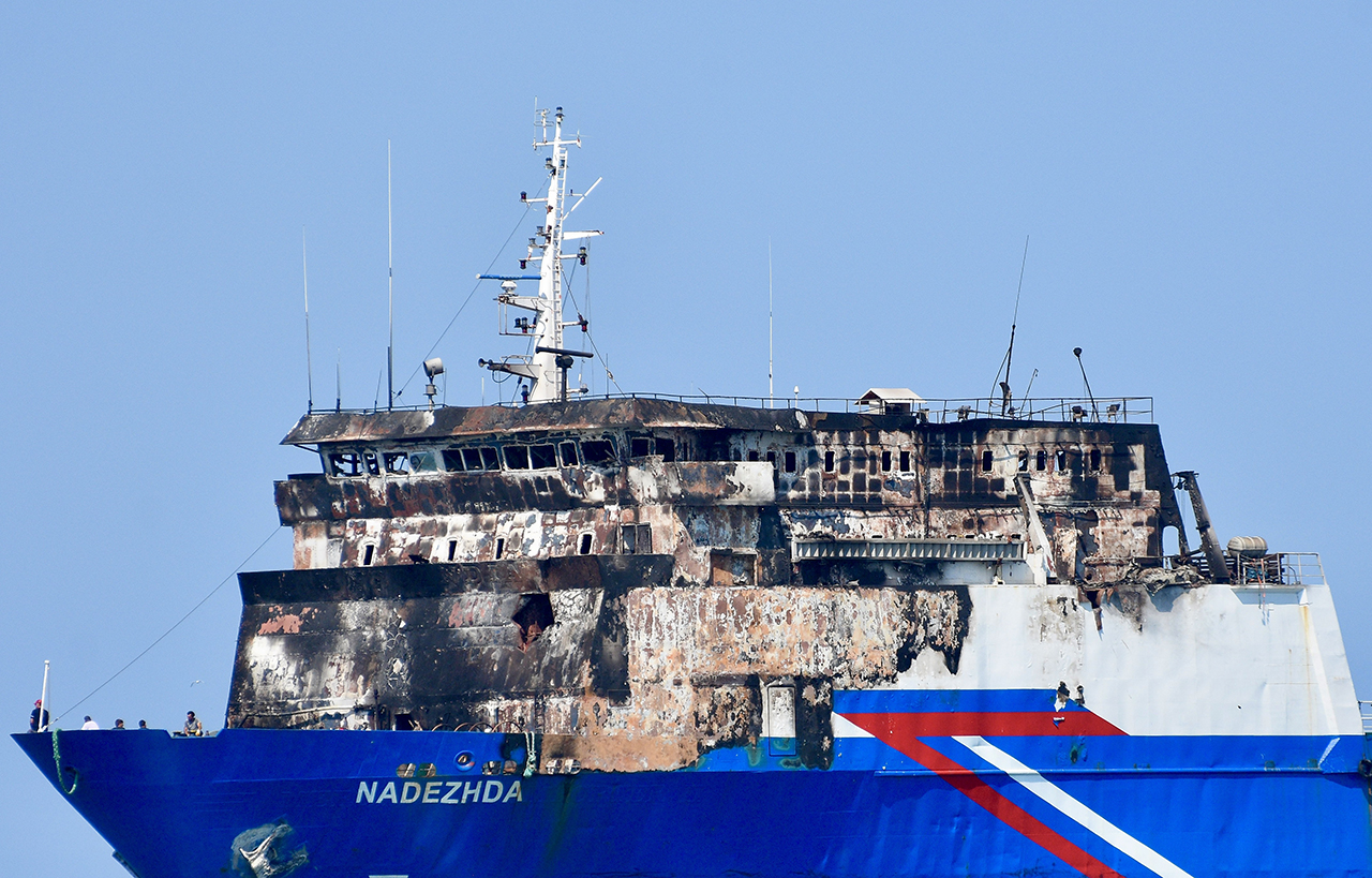 Karadeniz’de vurulan gemiden ilk görüntü. Türkiye’ye ulaştı, saldırının izleri ortaya çıktı