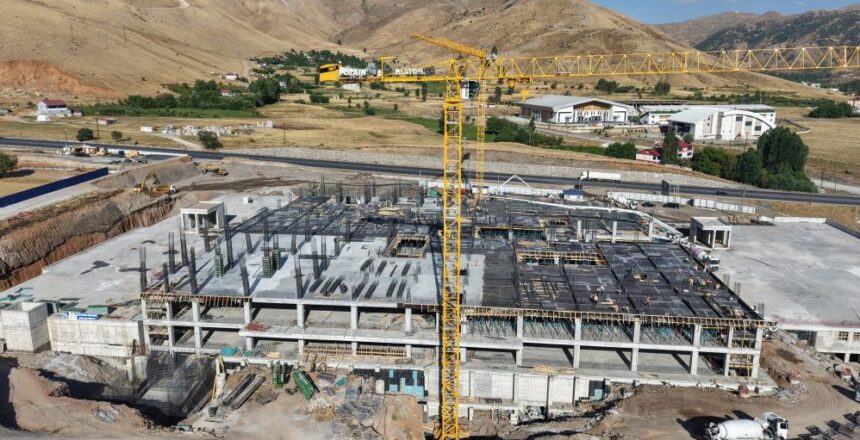 Köklü üniversiteleri solladı. YKS tercihlerinde Bitlis Tıp rüzgarı