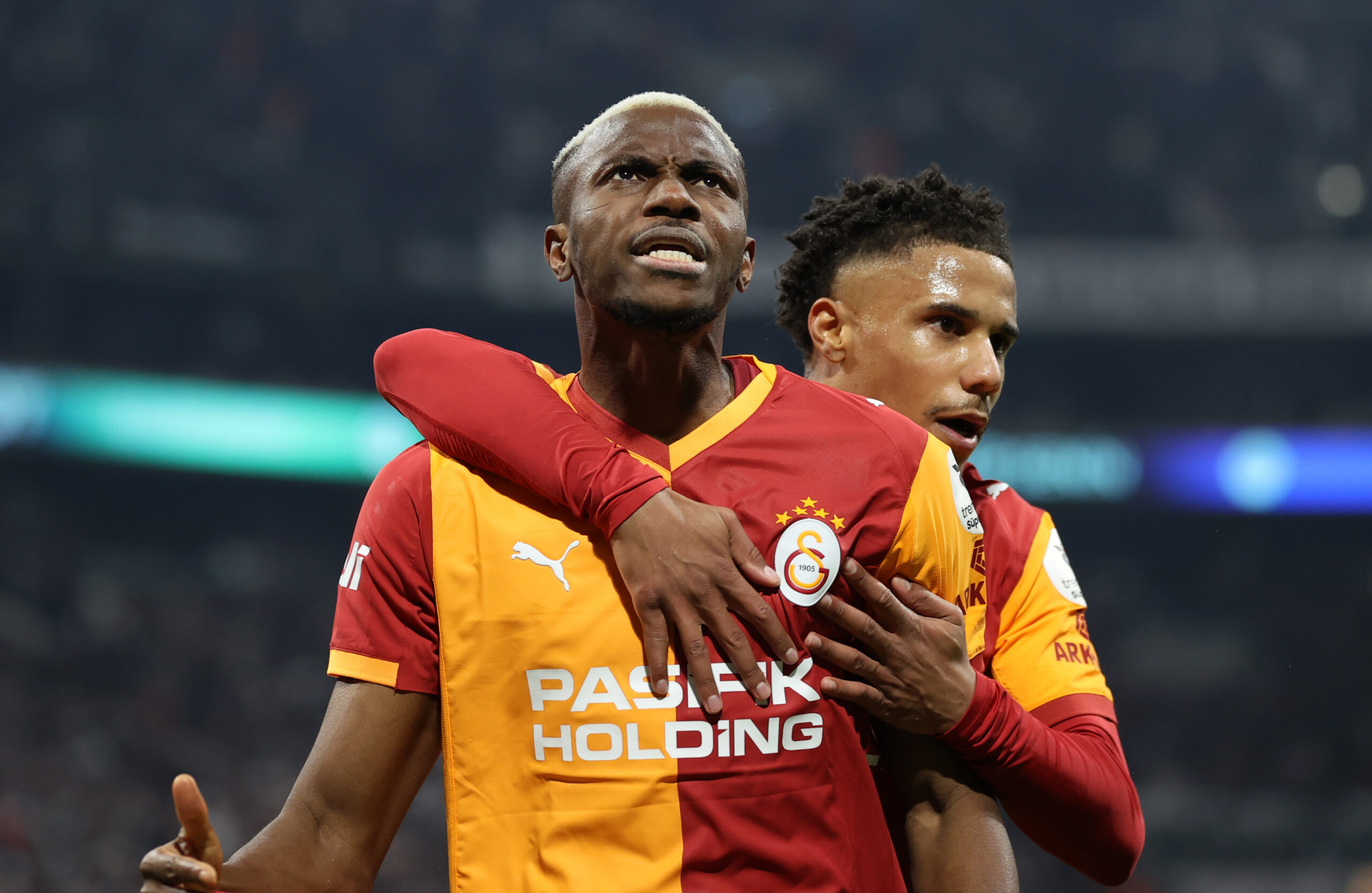 Küme düşmenin kıyısından dönmüşlerdi, Victor Osimhen için geliyorlar. Galatasaray’ın kapısındalar