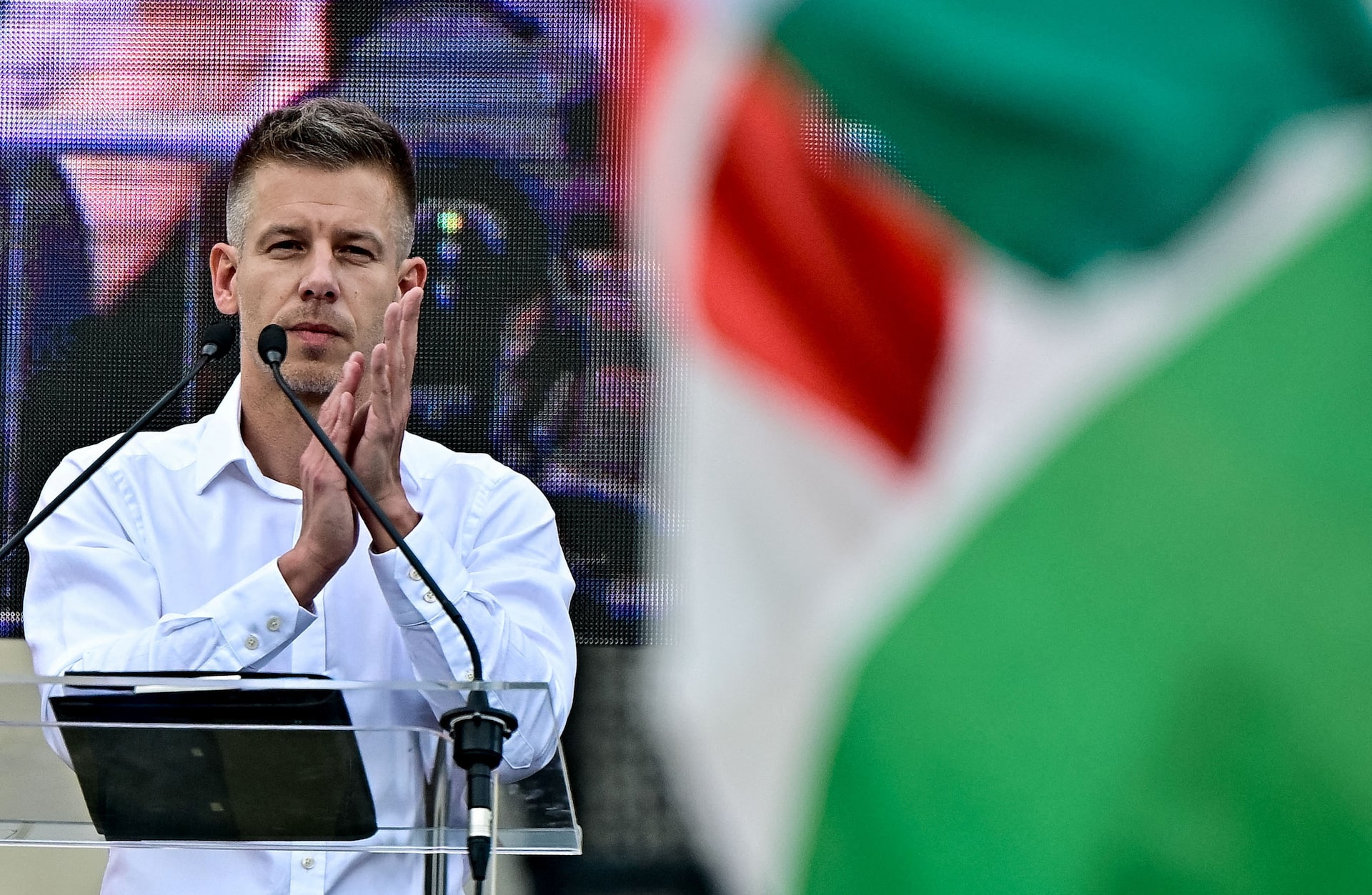 Macaristan’da devir değişti. Orbán’a yakın şirketler çöküşün eşiğinde