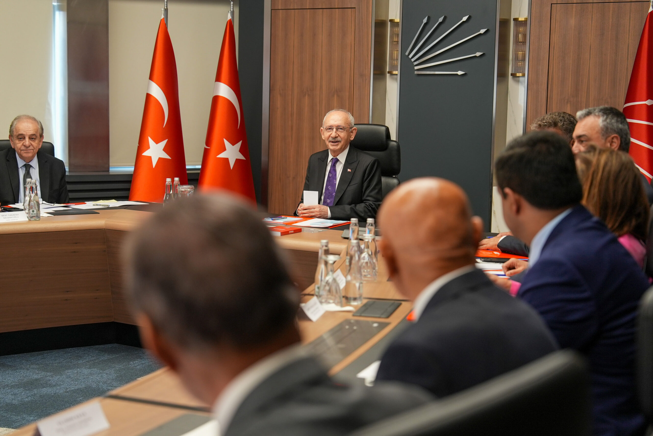 MYK ve PM toplanıyor. CHP’de kongre tarihleri belirlenecek