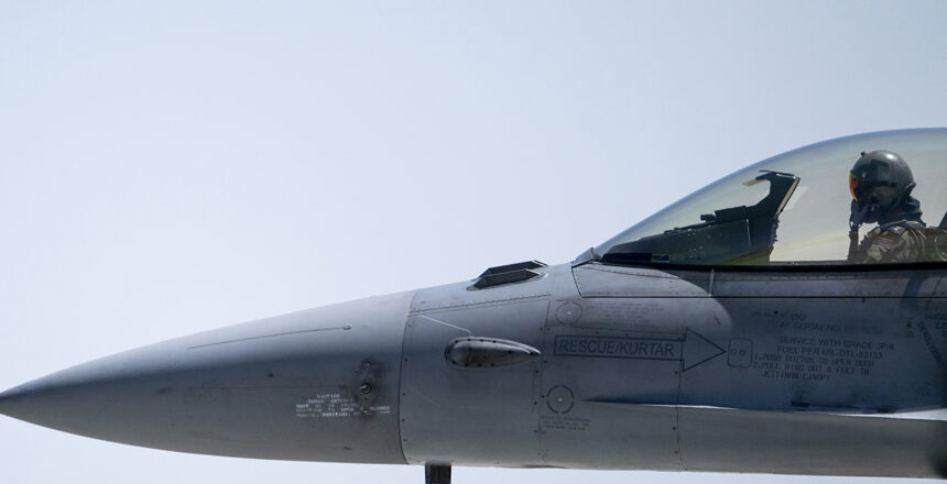 NATO hava sahasında İHA alarmı. Türk jetleri havalandı