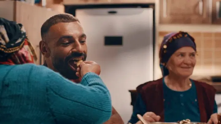 Salah için hazırladığı yemekleri tek tek saydı. “Vitamini bol şeyler yedirdik, herkes ağladı”