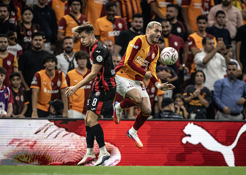 Süper Lig başladı. Galatasaray-Çorum FK maçı