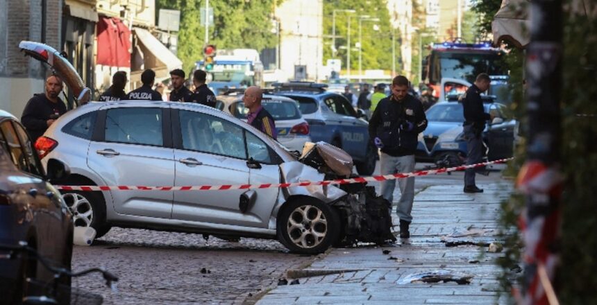 Telefona bakarak karşıdan karşıya geçene 75 euro ceza
