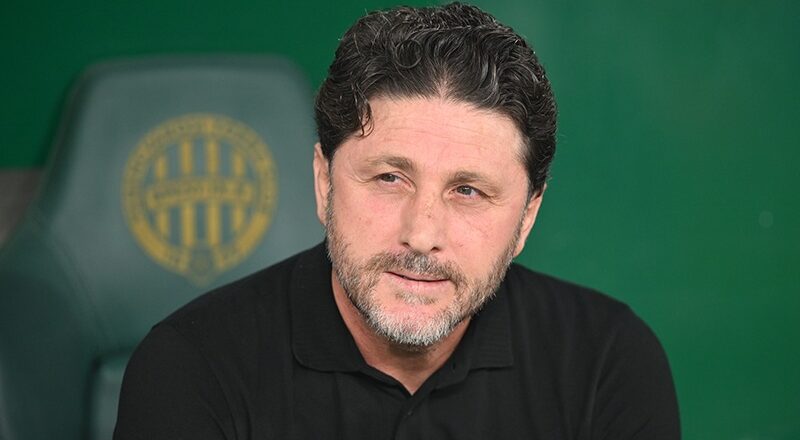 Trabzonspor Teknik Direktörü Fatih Tekke görevinden istifa etti