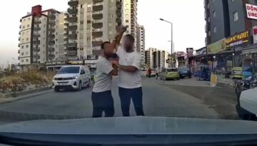 Trafikte tartıştığı sürücüye testereyle saldırdı