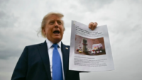 Trump’tan ilaç fiyatları gafı: “Gördünüz mü” diyerek Biden yönetimini öven haberi gösterdi