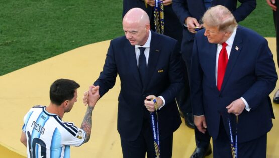 Trump’tan Infantino’ya destek. “Korkunç bir hata olur”