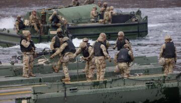 Trump’tan Pentagon’a Güney Kore ile tatbikatları azaltma talimatı