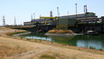 Tuna Nehri’nin suyu çekildi. Macaristan tek nükleer santralini kapatıyor