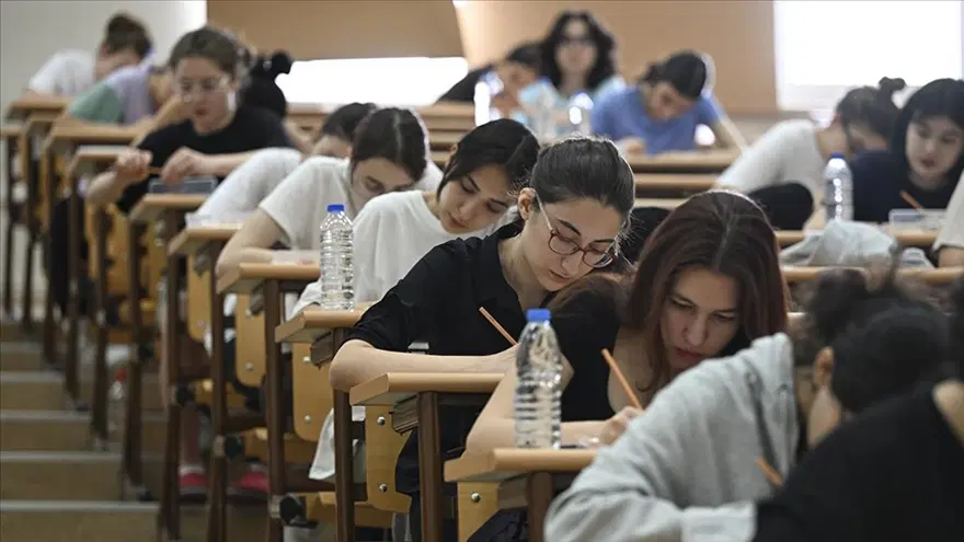 Üniversiteye yerleştirme oranı en yüksek liseler belli oldu