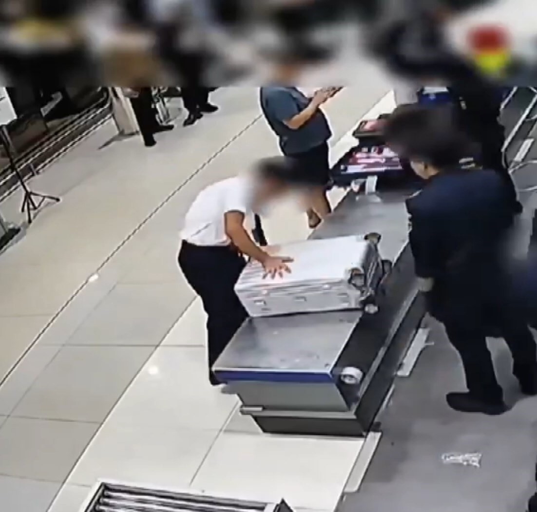 Uyuşturucuyla yakalanmıştı: Malezya Havayolları, tüm pilotlarını teste soktu