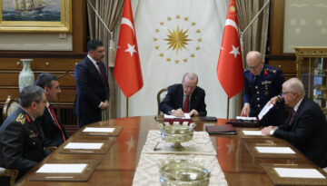 Yüksek Askeri Şura kararları Resmi Gazete’de