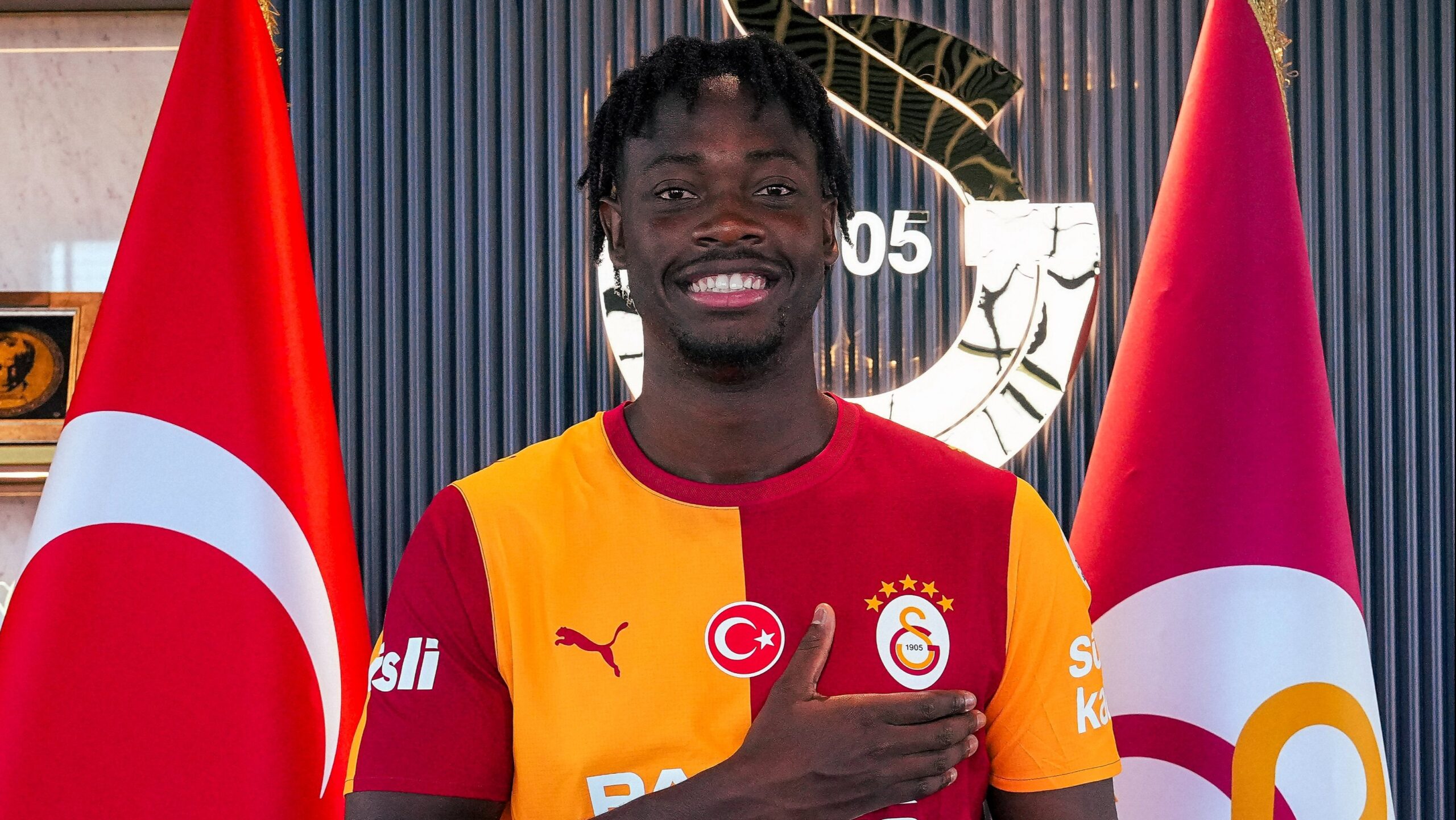 28 milyon euroluk satın alma opsiyonu var, Galatasaray için sağlık kontrolünden geçti