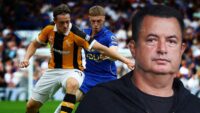 Acun Ilıcalı’nın Hull City’si, galibiyeti kıl payı kaçırdı. Chelsea’ye karşı geri dönüş ve 1 puan