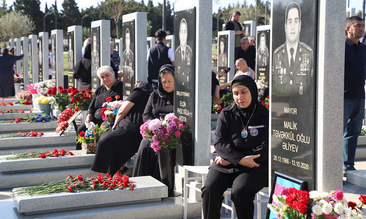 Azerbaycan’da 2. Karabağ Savaşı’nın 6. yılında şehitler anıldı