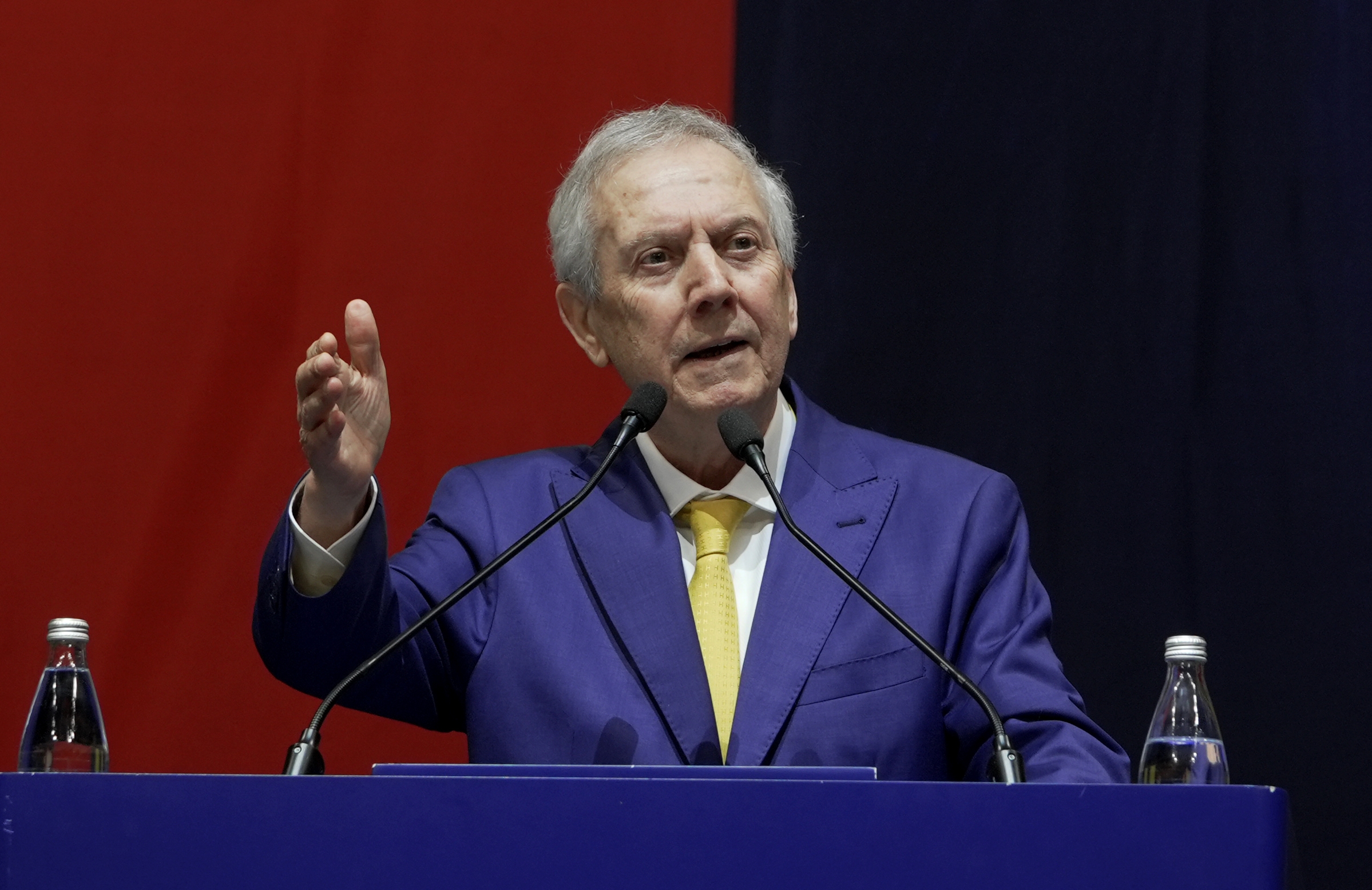 Aziz Yıldırım’dan transfer itirafı. “1 ay uğraştık, gelmek istemedi”