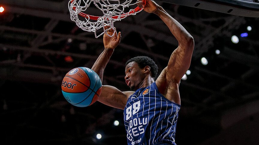 Barcelona-Anadolu Efes maçı ne zaman, saat kaçta ve hangi kanalda? Basketbol Avrupa ligi başlıyor