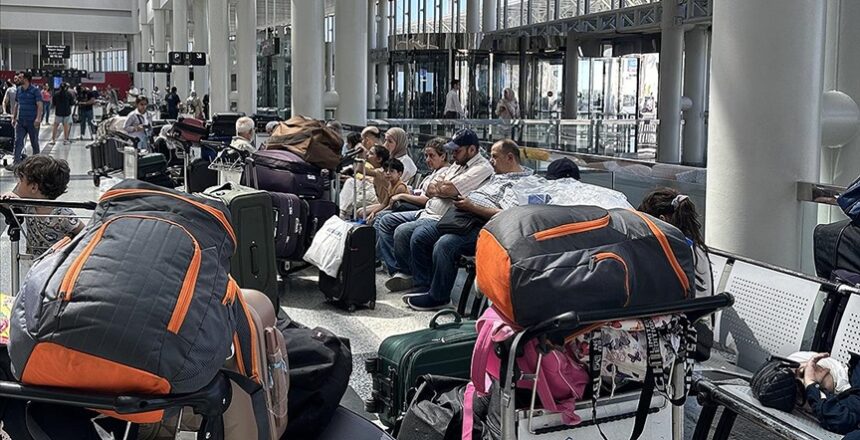 Beyrut’ta bir yolcunun patlayıcı şakası nedeniyle uçak tahliye edildi
