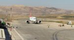 Çalışmalar bitti, havalimanı yeniden açıldı. İlk uçak İstanbul’dan geldi