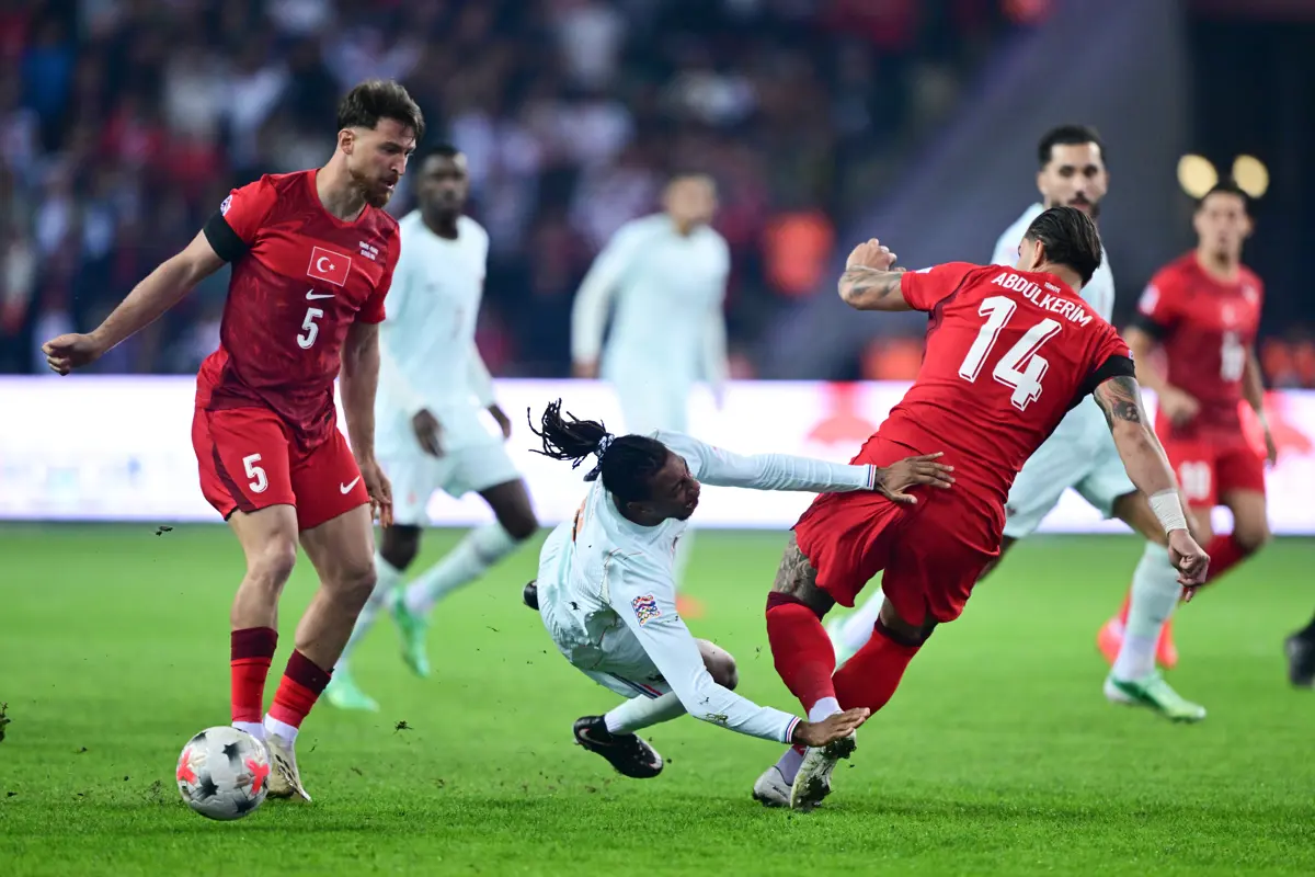 CANLI | Türkiye’nin yolculuğu başladı, rakip Fransa