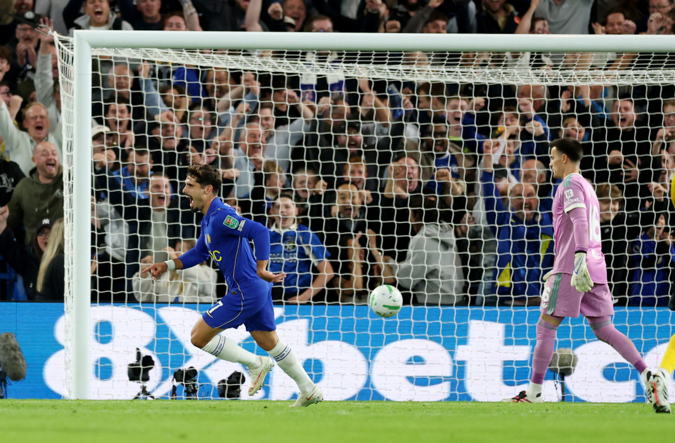 Chelsea gol yağdırdı. 12 dakikada 0-2’den 6-3’e