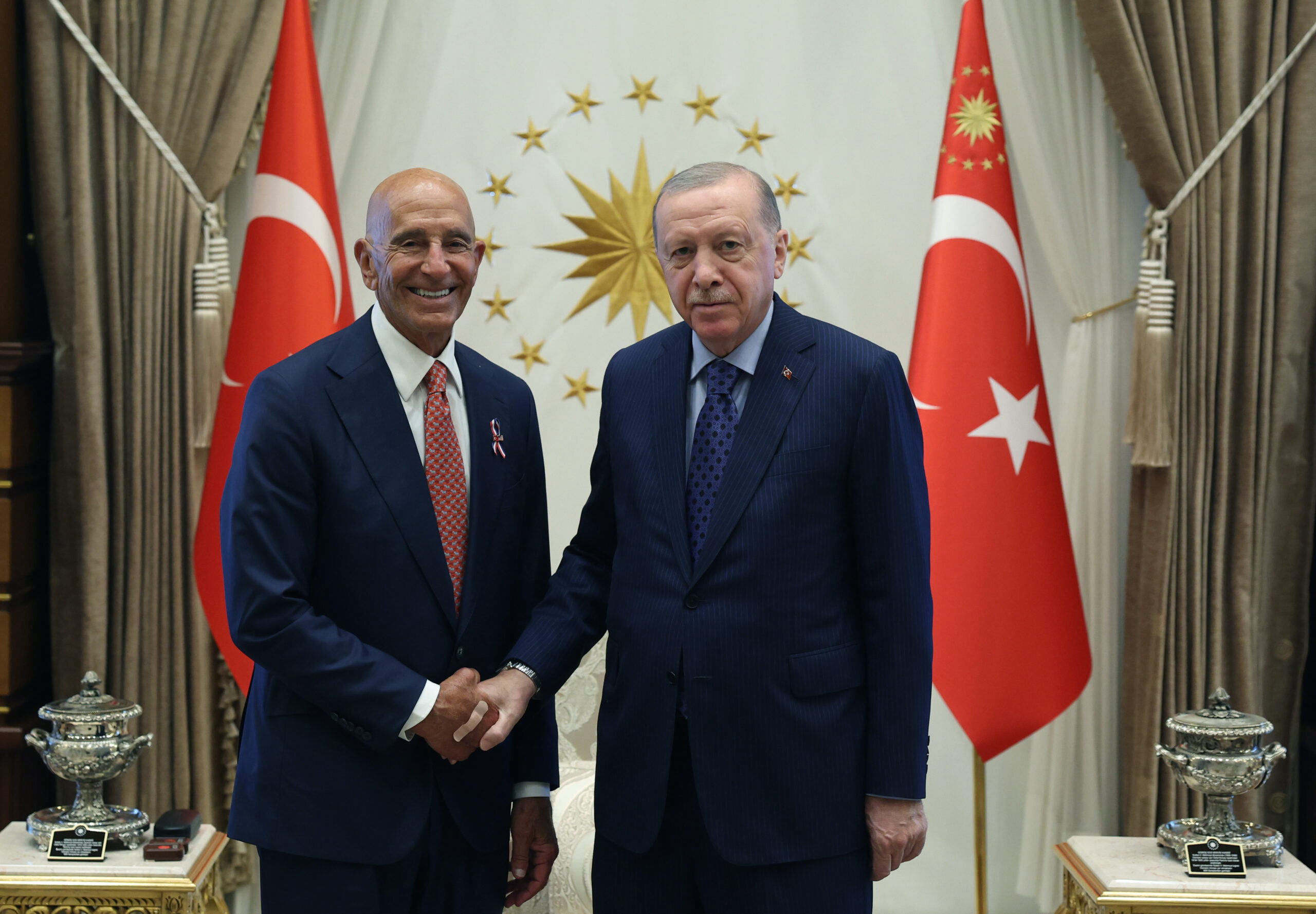 Cumhurbaşkanı Erdoğan, ABD’nin Ankara Büyükelçisi Barrack ile Temsilciler Meclisi Üyesi Issa’yı kabu