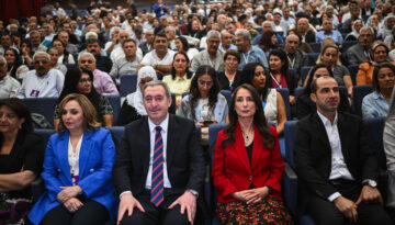 DEM Parti’de Tuncer Bakırhan ve Tülay Hatimoğulları yeniden eş genel başkanlığa seçildi