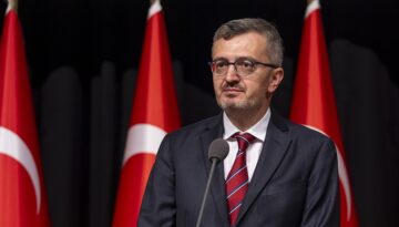 Dezenformasyon yayan 2 bin 34 sosyal medya hesabına erişim engeli
