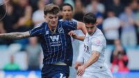 Dünyanın konuştuğu Millwall-West Ham derbisinde her şey 6 dakikada değişti. 4 gol, 1 kırmızı kart