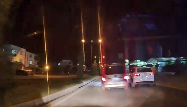 Elazığ’da tehlikeli şerit değiştiren sürücüye ceza