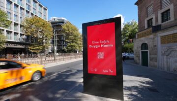 En işlek caddelerdeki QR kodlu mesajın sırrı çözüldü. Gözler 12 Eylül’e çevrildi