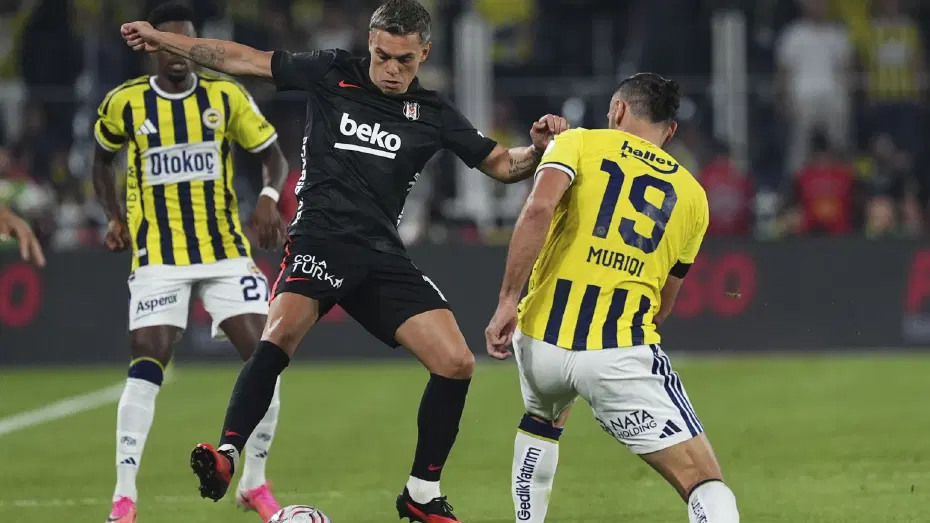 “Fenerbahçe’yi resmen tükettiler, orta alanı teslim aldılar” Spor yazarları derbi için ne dedi?