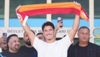 Galatasaray yeni golcüsüne kavuştu. Dünya Kupası sonrası 5 yıllık sözleşme