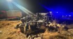 Gaziantep’te otomobil ile midibüs çarpıştı: 7 kişi hayatını kaybetti