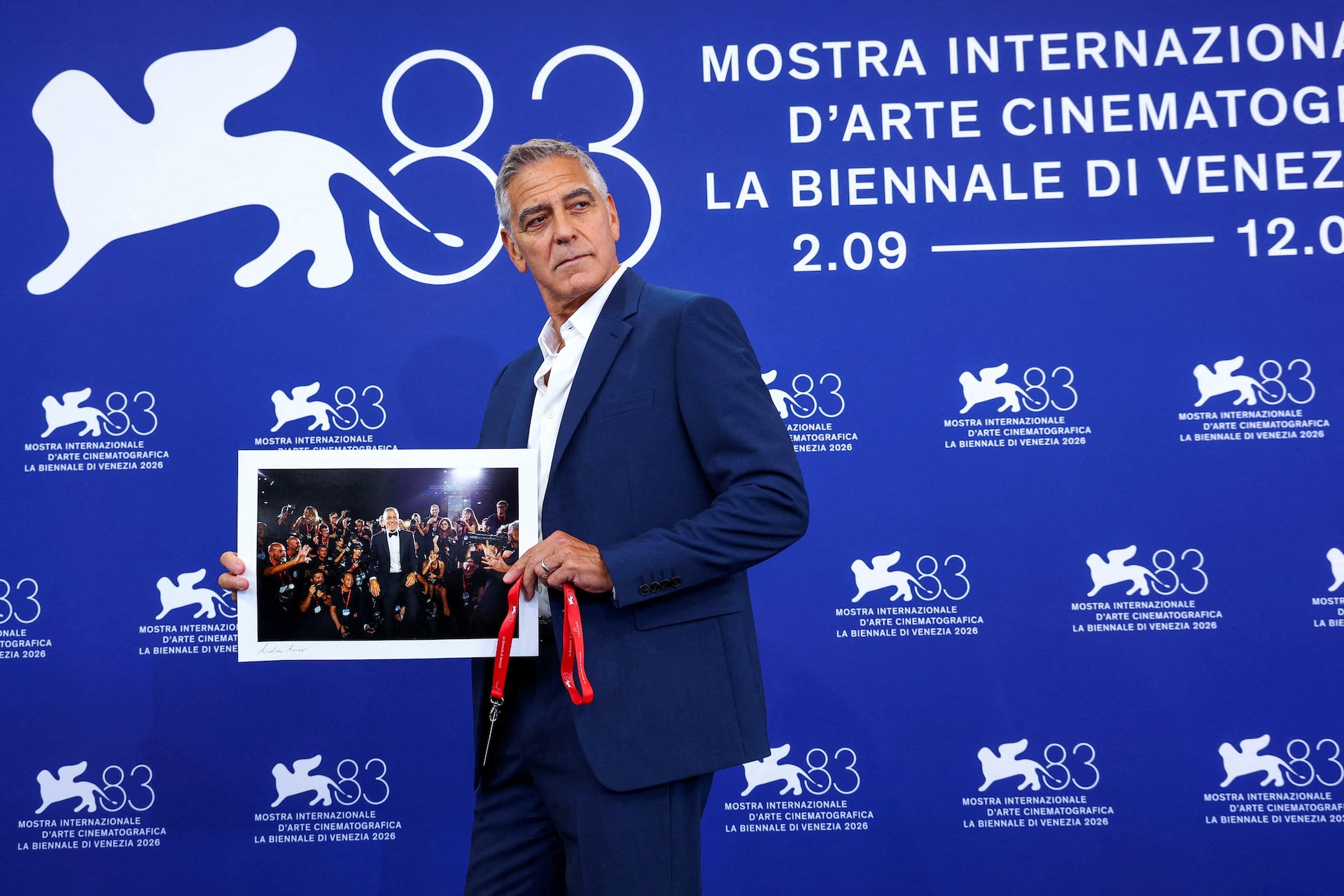 George Clooney, Venedik’te Trump yönetimini eleştirdi. “Ülkeyi liyakatsizler yönetiyor”