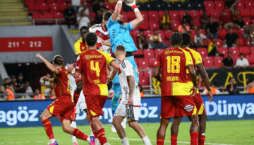 Göztepe kalecisi Gugeshashvili’den taraftara sert sözler. ”Bir gün mutlaka karşılaşacağız”