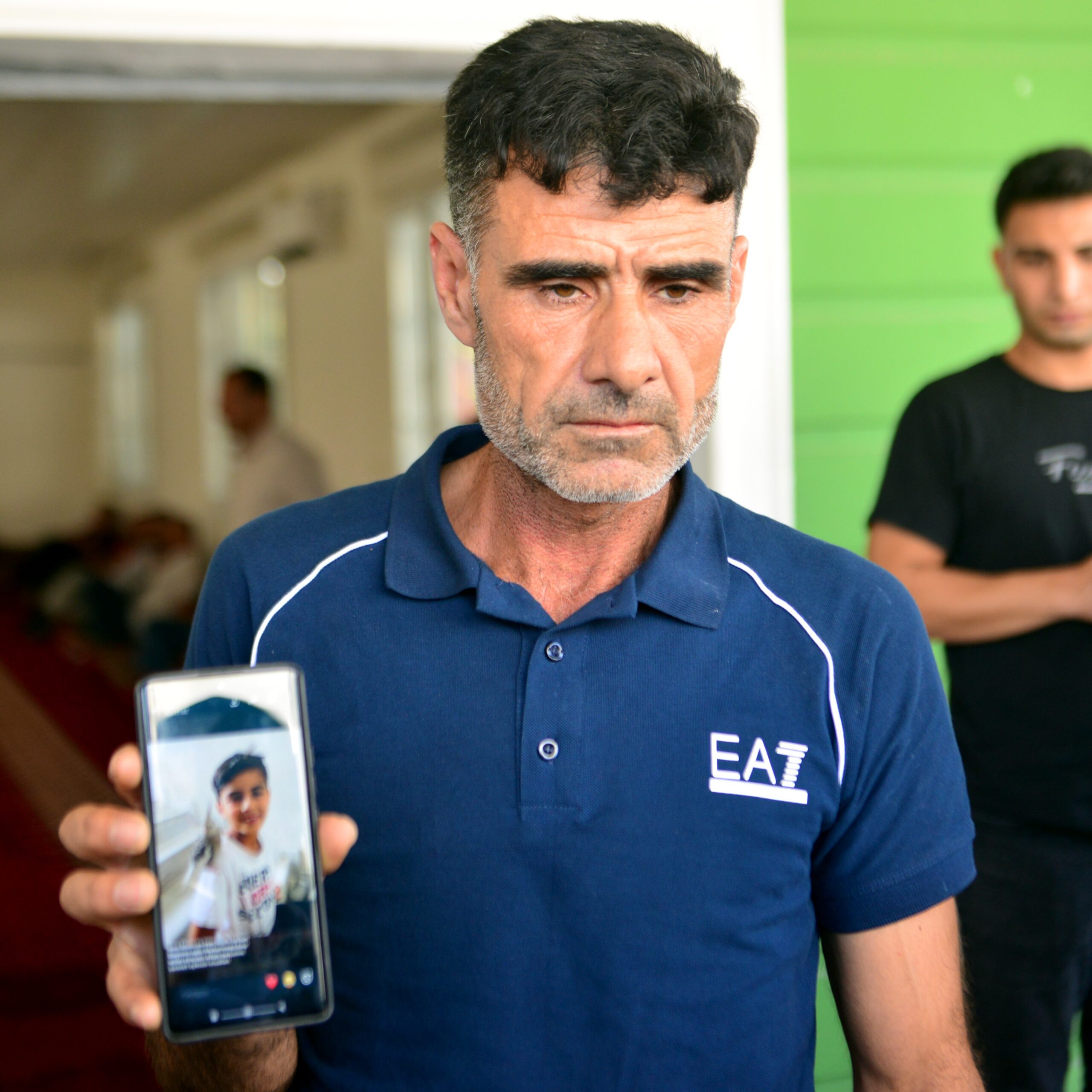 Hastaneden dönen 9 yaşındaki çocuk, silahlı kavgada açılan ateşle hayatını kaybetti