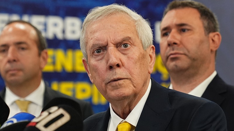 İsmail Kartal’ın istifası sonrası Aziz Yıldırım’dan ilk açıklama. “Ben ayrılana kadar burada olacak”