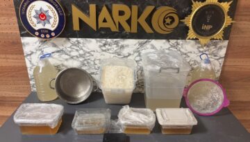 İstanbul’da uyuşturucu operasyonunda 26 kilo metamfetamin ele geçirildi