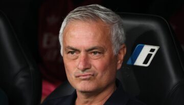Jose Mourinho’dan dev maç öncesi Fenerbahçe ve derbi açıklaması. “Hiç başlamayalım”
