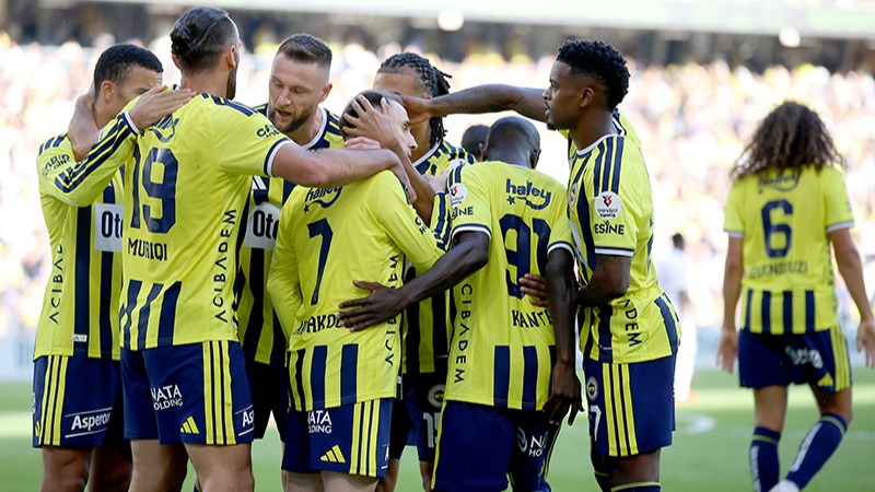 Kadıköy’de tarihi skor. Fenerbahçe, Eyüpspor’u 8 farkla geçti