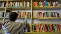 Kitap okuyana para ödülü verilecek. Hedef ekran bağımlılığını azaltmak