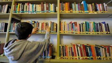 Kitap okuyana para ödülü verilecek. Hedef ekran bağımlılığını azaltmak
