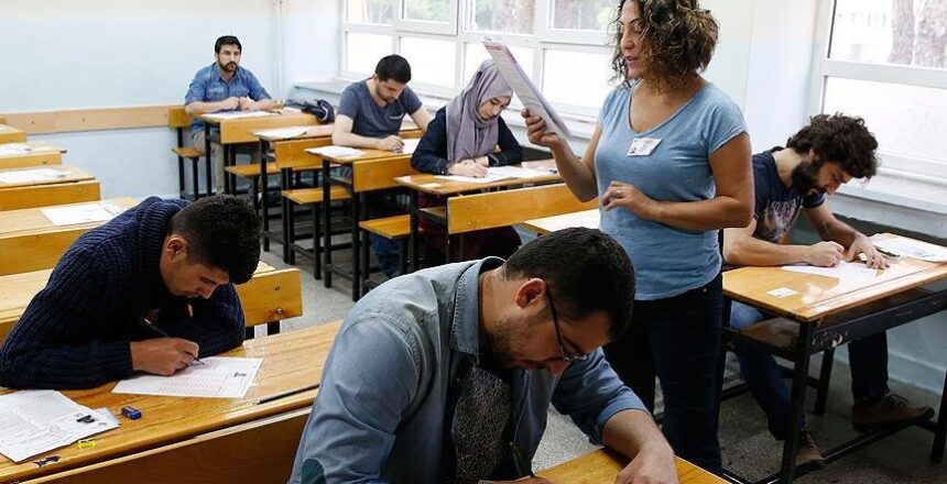 KPSS lisans sınavı saat kaçta başlayacak, bitecek? KPSS kaç dakika, kaç soru? ÖSYM sınav bilgisi