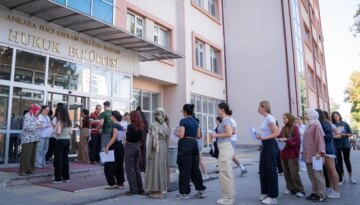 KPSS maratonu başladı. Son anda yetişen de oldu, içeri giremeyen de