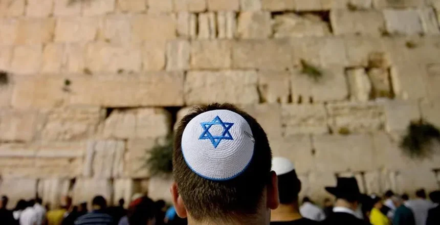 Kudüs Valiliği: Netanyahu ve binlerce İsrailli Ağlama Duvarı’na baskın yaptı